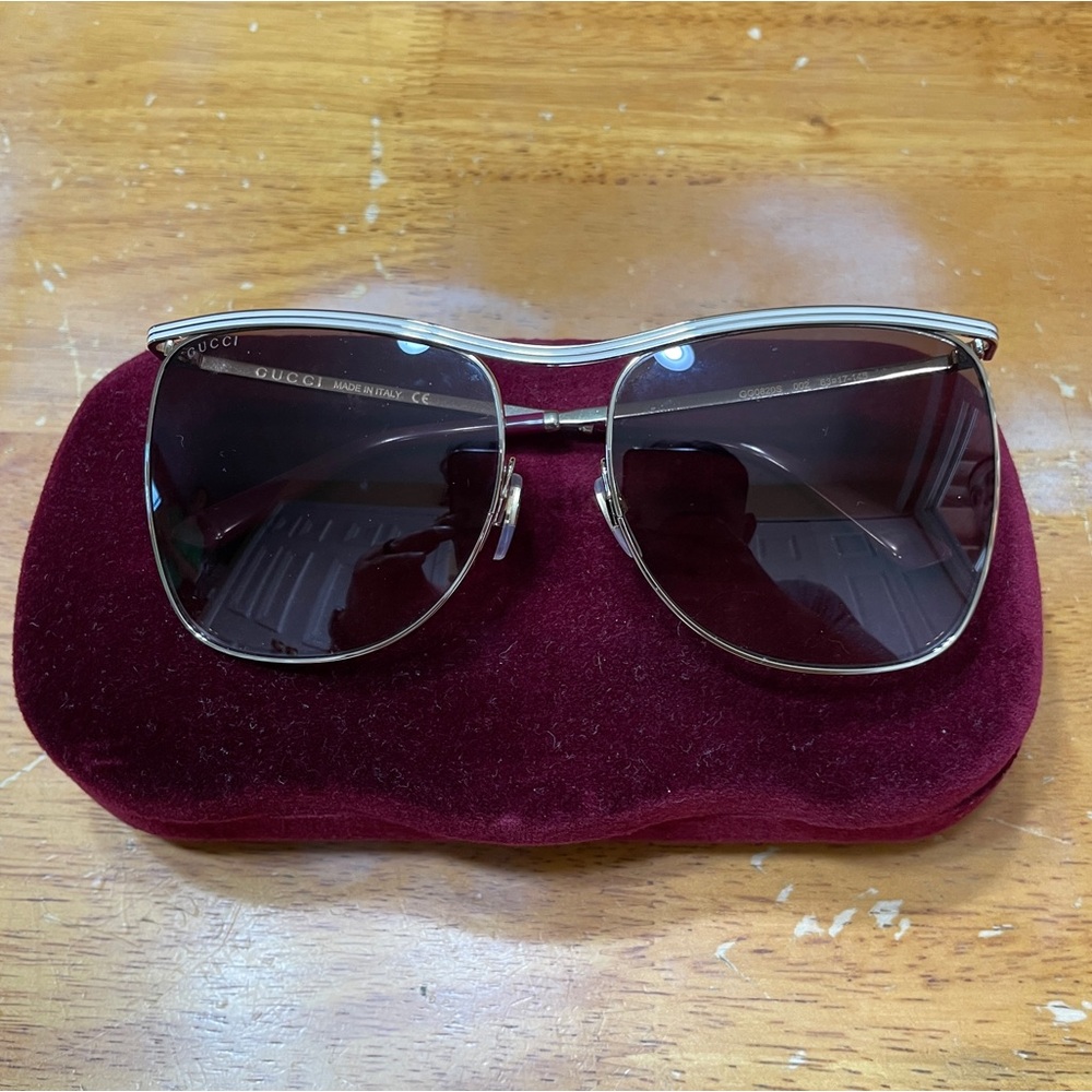 Gucci Gold GG0820S Gradient Square Sunglasses